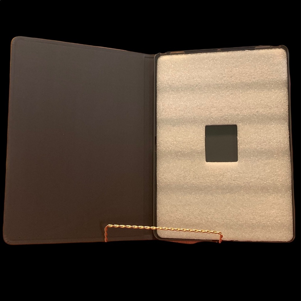 HeyDay IPad Tablet Case - Picture 2 of 4